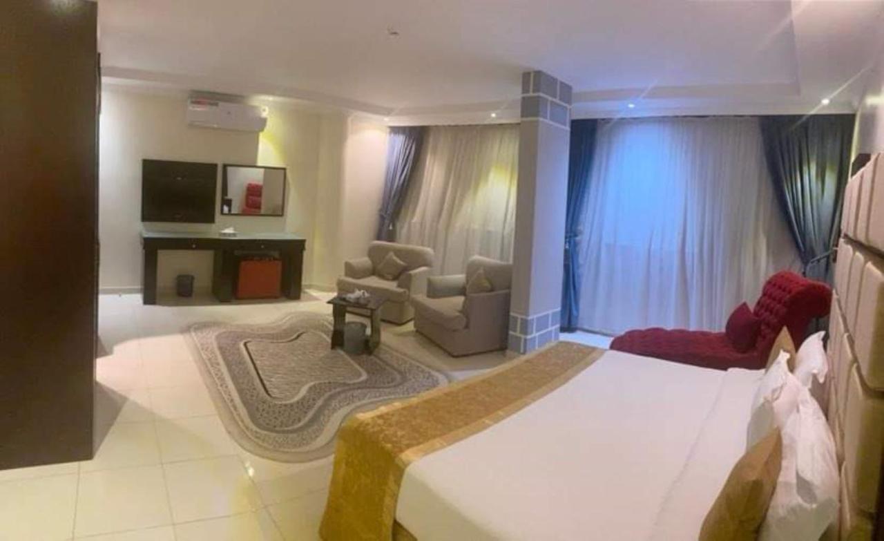 Abu Qa'ar Al Lord Hotel מראה חיצוני תמונה