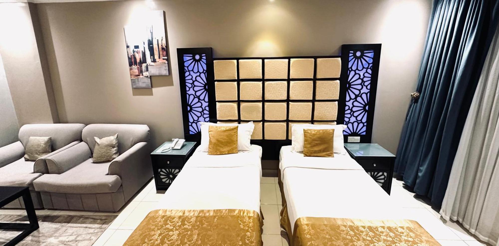 Abu Qa'ar Al Lord Hotel מראה חיצוני תמונה