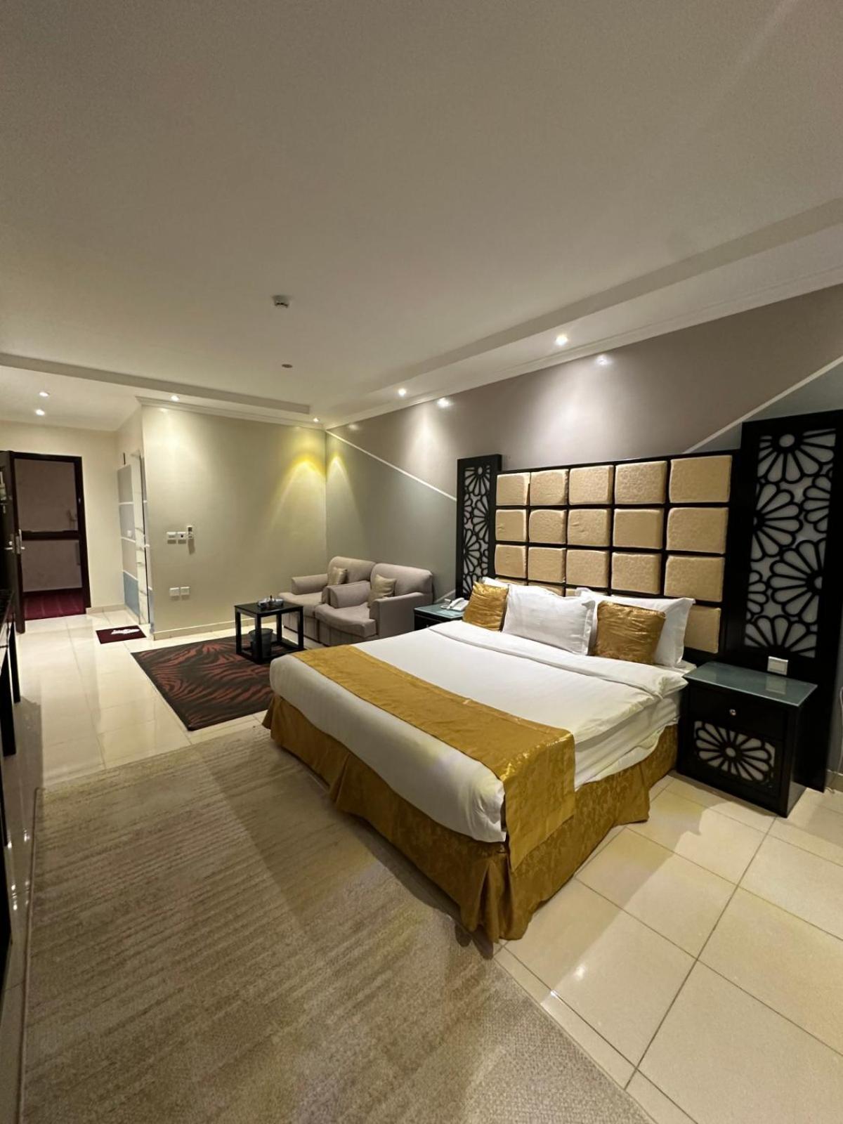 Abu Qa'ar Al Lord Hotel מראה חיצוני תמונה